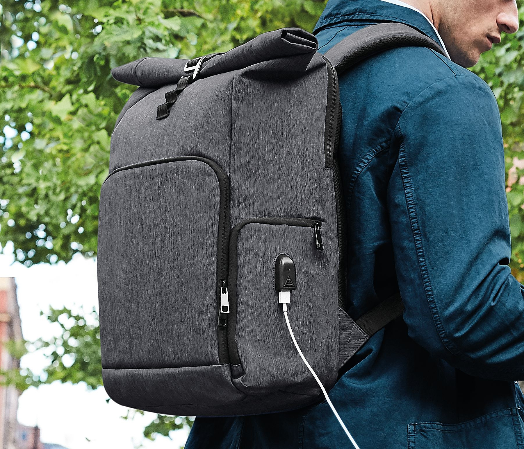 Q-TECH CHARGE ROLL-TOP BACKPACK